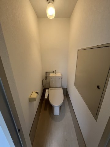 妻恋木工第2ビルのトイレ