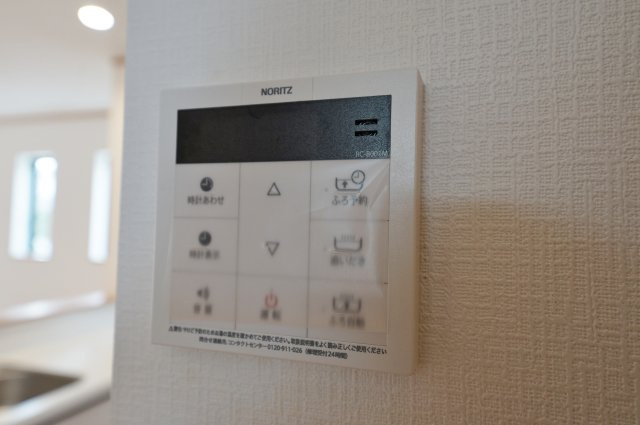 【横浜市旭区中沢3丁目24-14全1棟新築戸建て】★仲介手数料無料★（中沢小学校・旭中学校）の発電・温水設備