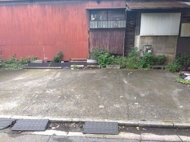 フジ・クレシェンドエノモト　駐車場のその他