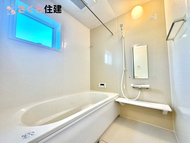 第1下野大光寺　2号棟の浴室|梅雨の時期は大活躍の浴室乾燥機！家族の数だけ増える洗濯物もしっかり乾かせます