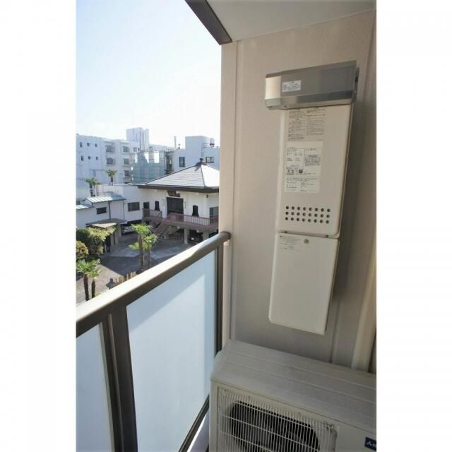ピークサイドレジデンス早稲田のバルコニー