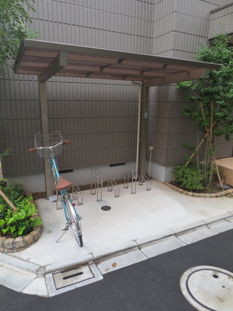 Ｃｌｏｃｈｅｔｔｅ　クロシェットのその他共用部分|★屋根付き駐輪場★