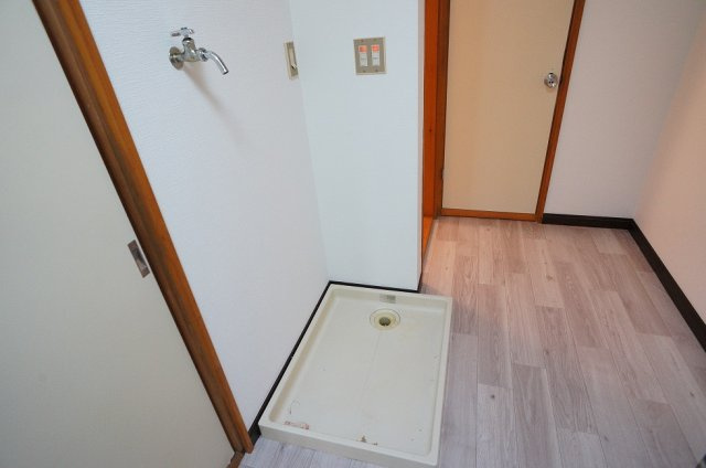 【設備】 | メゾンクワトロ | 室内洗濯機置場