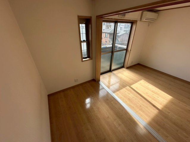 カーサヴィオーラの洋室