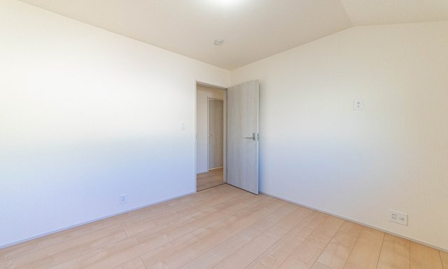 【洋室】 | 大和市西鶴間7丁目 新築戸建 全8棟