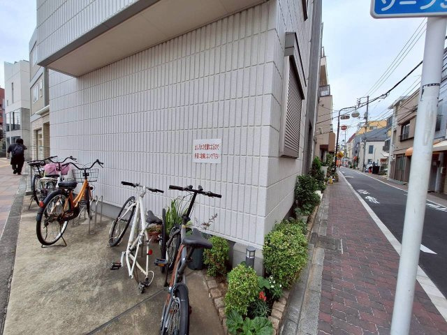ヘーベルメゾン千寿のその他共用部分|駐輪