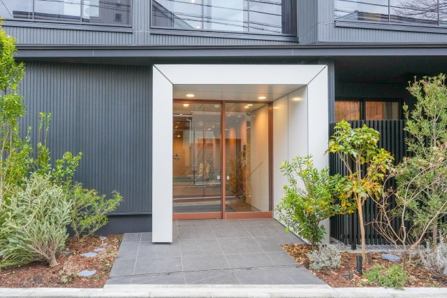 リビオメゾン大岡山のエントランス