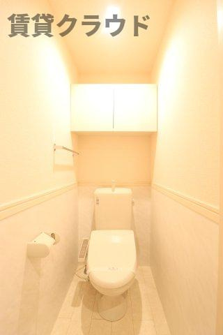 ミラベルヒルズのトイレ|ちょっとした収納があるのもGood♪