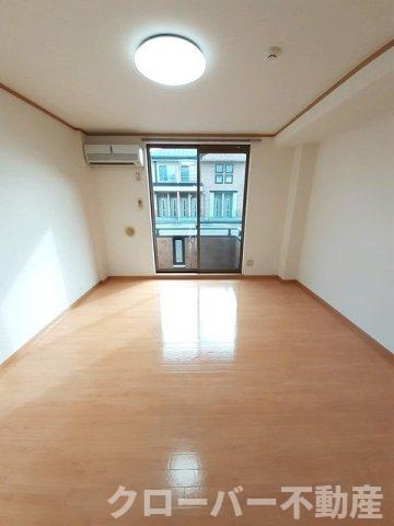 アムール・ＧＡＫＵ　Ｂの居間・リビング