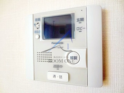アザレ千住のセキュリティ|モニター付きインターホンです。