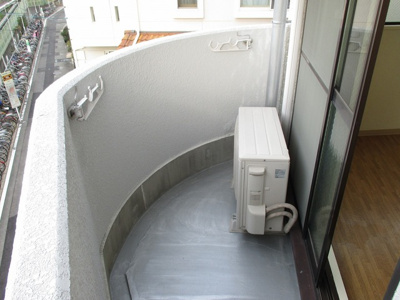 【バルコニー】 | 浜本ビル | 日当たりの良いバルコニーです