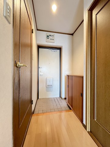 【玄関】