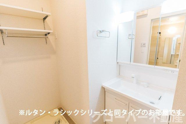 ヴィラの洗面所