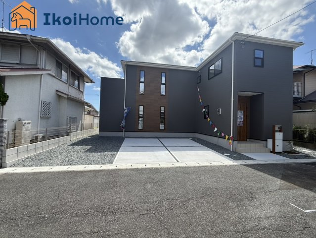 神戸市西区天が岡　新築の駐車場|【ホームページに現地動画掲載中】●年中無休：当日予約可●並列4台可！自転車やバイクお停めいただけます