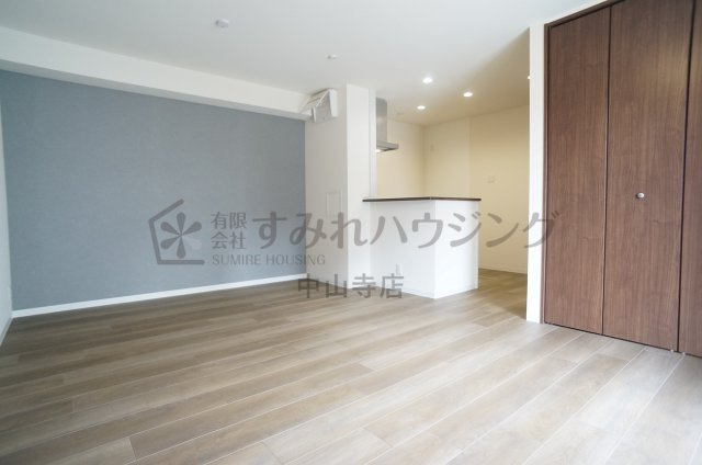 源ハイツの居間・リビング