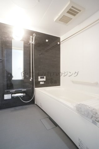 源ハイツの浴室