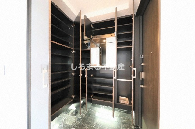 エルザグレース堀江タワーの収納