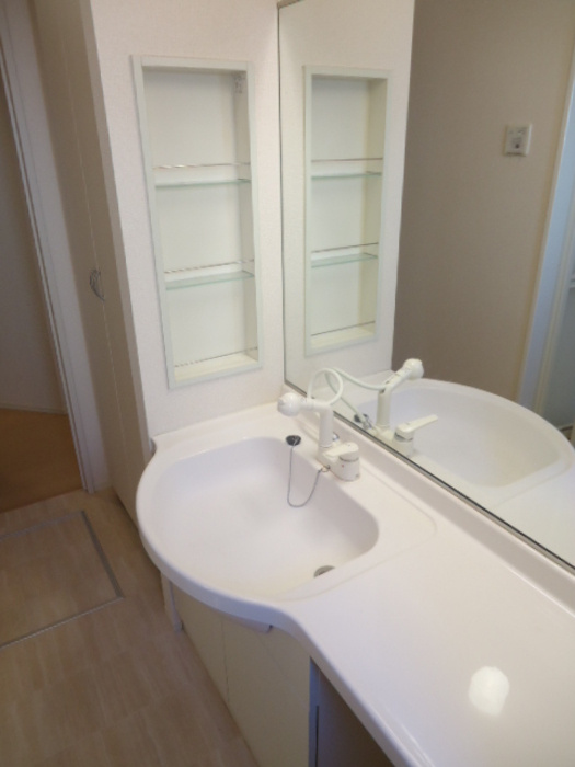 リヴァーレの洗面所