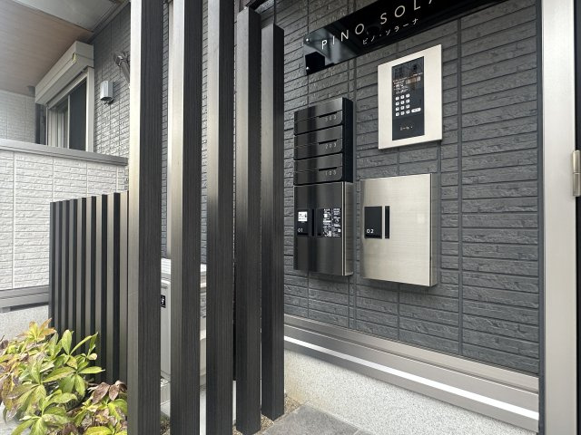 PINO　SOLANAのエントランス