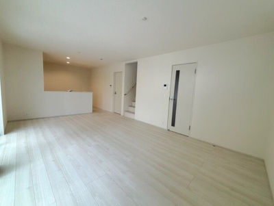 【居間・リビング】 | 熊本県熊本市東区若葉６丁目