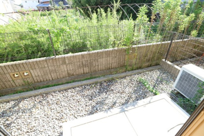 【庭】 | パルティーダ・イースト