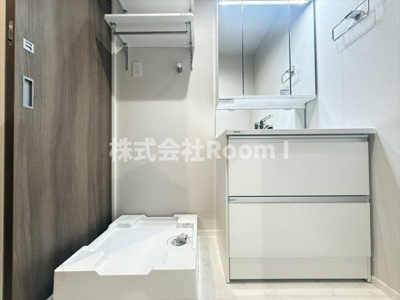 【洗面所】 | 【ペット共生】ＨＥＢＥＬ　ＭＡＩＳＯＮ　中野町・旭化成ヘーベルメゾンHEBEL HAUS | 広い洗面スペース