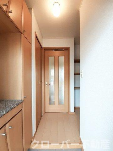 サン・ハロー　Ｅの玄関