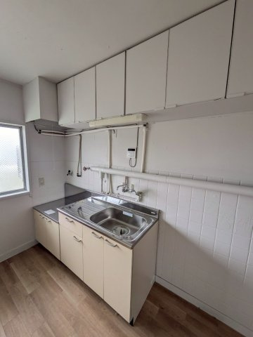 ヴィラナリー上越Ⅱのキッチン