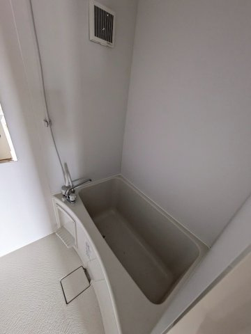 ヴィラナリー上越Ⅱの浴室