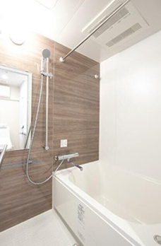 【浴室】 | ルーエ中野坂上 | 浴室乾燥機付きバス。