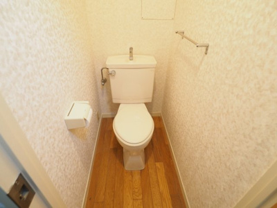 【トイレ】 | バードタウン９番館 | コンパクトで使いやすいトイレです