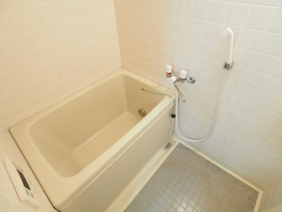 【浴室】 | バードタウン９番館 | 日々の暮らしに欠かせないお風呂です