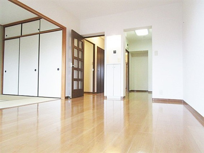 【居間・リビング】 | コーポレート中央林間1号棟(コーポレートチュウオウリンカンイチゴウトウ)