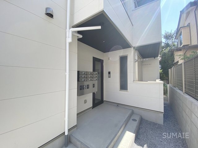 KEIAI RESIDENCE 東大宮のエントランス|入口です