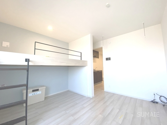 KEIAI RESIDENCE 東大宮の寝室|ロフト付き洋室