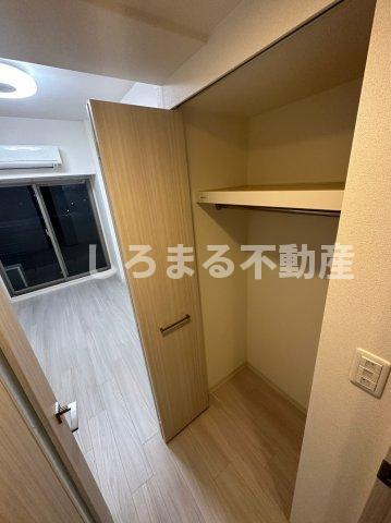 プレサンスOSAKA DOMECITY クロスティの収納