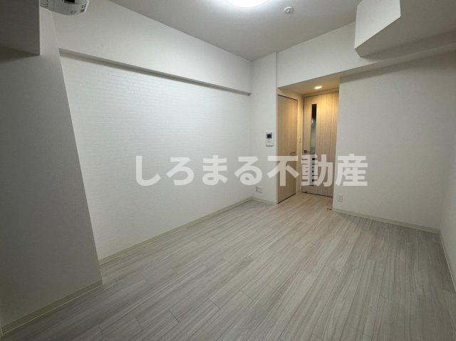 プレサンスOSAKA DOMECITY クロスティの居間・リビング