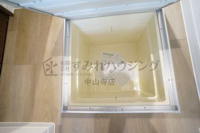 源ハイツの収納