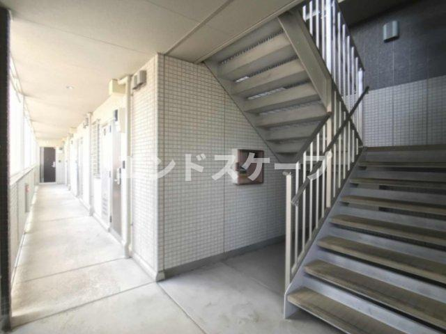 オペラハウス上大島　Ｂのエントランス|高崎、前橋エリアのお部屋探しはエンドスケープまで！お客様の理想お聞かせ下さい♪