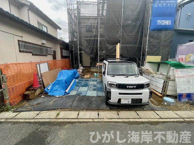 平塚市寺田縄　新築戸建　の駐車場|9月13撮影　工事中　駐車スペース