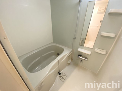 【浴室】 | ラ・ドゥサーⅣ