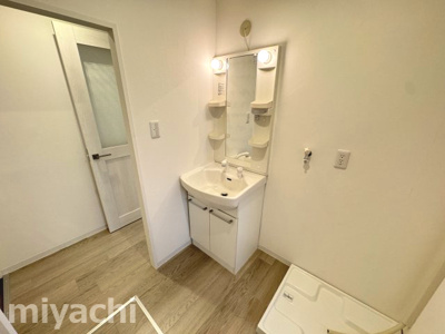 【洗面所】 | 里見ビル