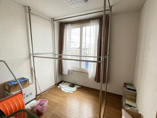 【洋室】 | 千富町1丁目戸建