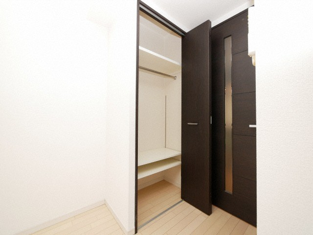 エスティメゾン京橋の収納|エスティメゾン京橋　クローゼット