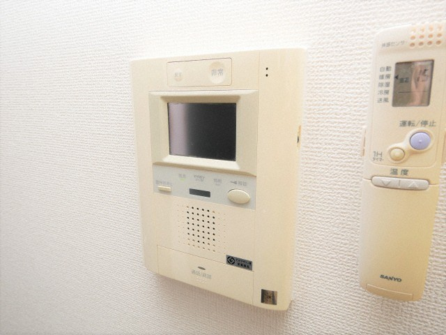 エスティメゾン京橋のセキュリティ|エスティメゾン京橋　TV付モニターフォン