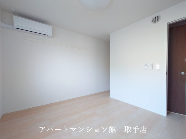 仮）取手市上高井新築アパートのバルコニー