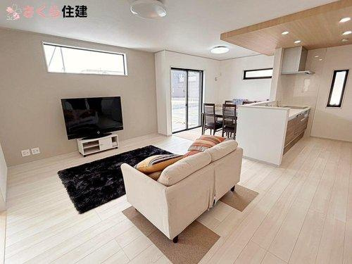 いろどりアイタウン宇都宮市野沢23-P1　6号棟の居間・リビング|明るくて家族みんなで楽しく過ごせるリビング