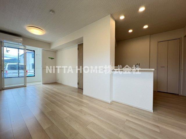 丹波篠山市西岡屋のアパートの居間・リビング|リビングルームです★