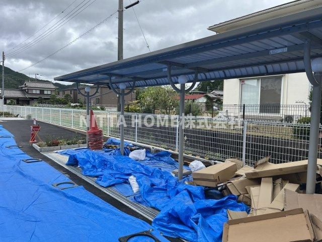 丹波篠山市西岡屋のアパートのその他共用部分|屋根付きの駐輪場が有ります◎