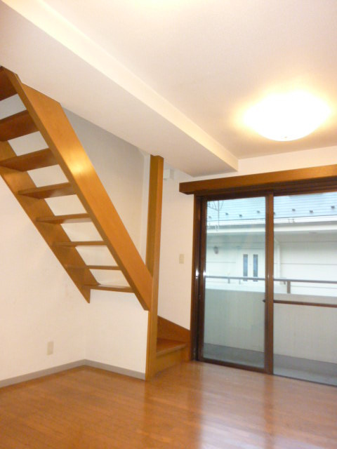 パークヒルズ田園調布の居間・リビング|おしゃれなリビングです